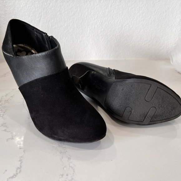 Fergalicious High Heel Black Booty - Picture 10 of 11